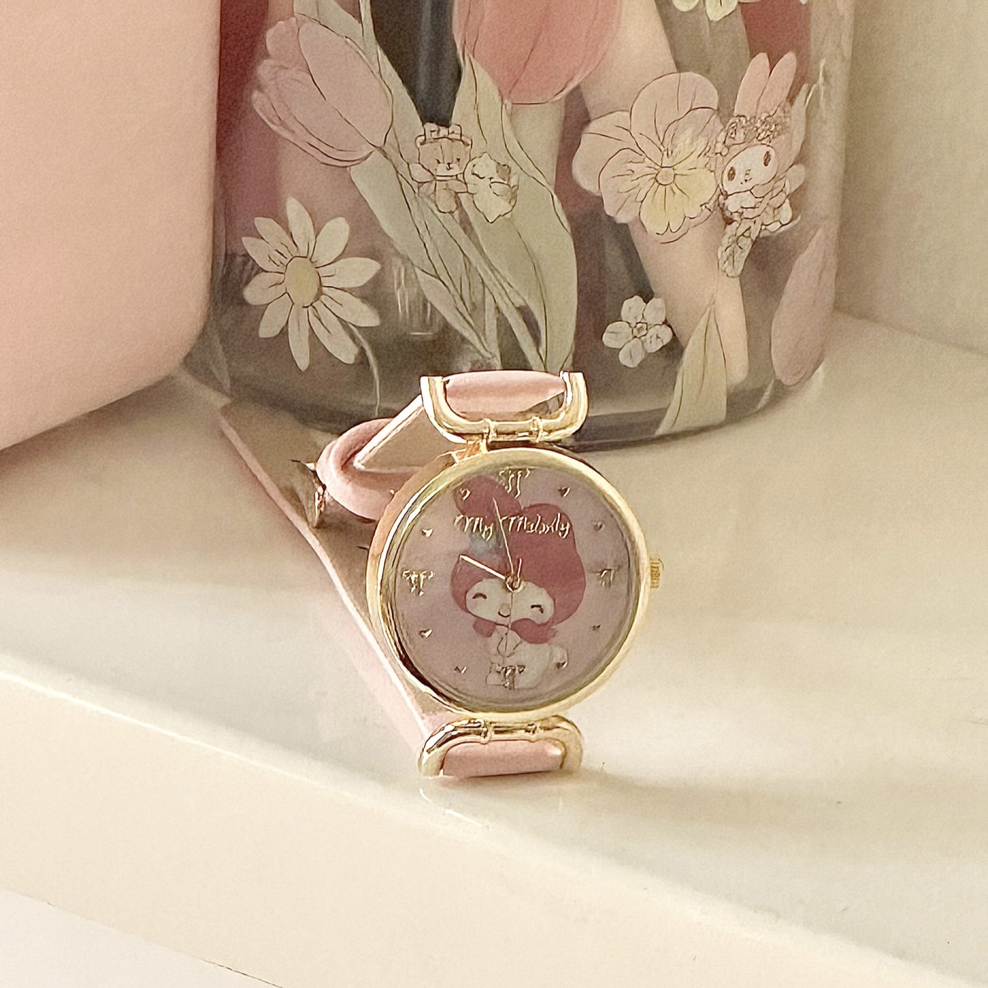 新款中古金色圆形表盘卡通学生考试手表女简约皮带防水可爱石英表