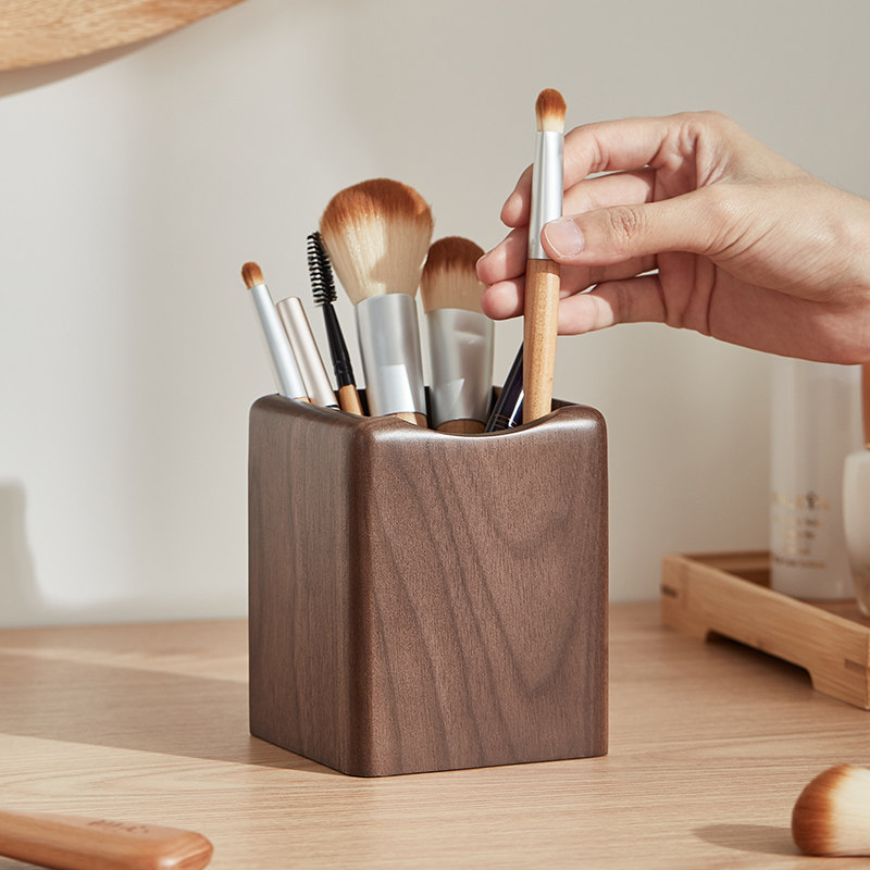 化妆刷桶眼影刷收纳筒刷子收纳桶化妆品口红收纳盒小