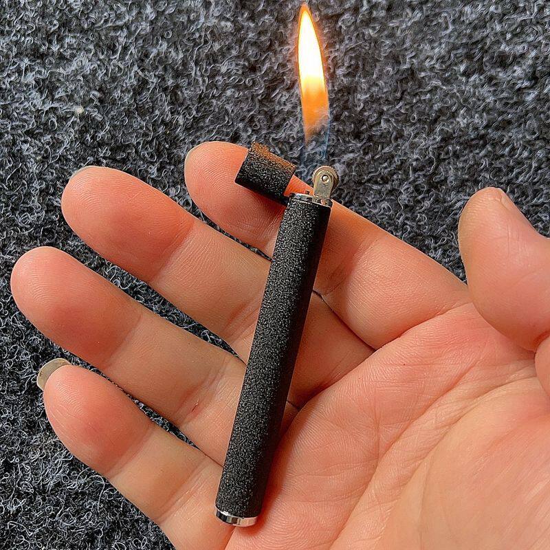 细款充气打火机可放入烟
