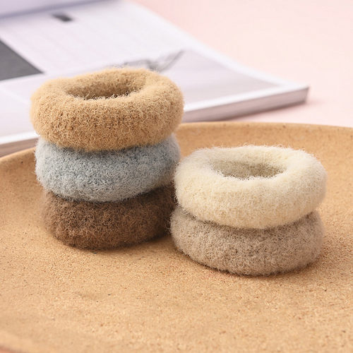 秋冬毛绒加粗绑发圈高弹力皮筋女扎头发绳头饰时尚头绳2025年新款