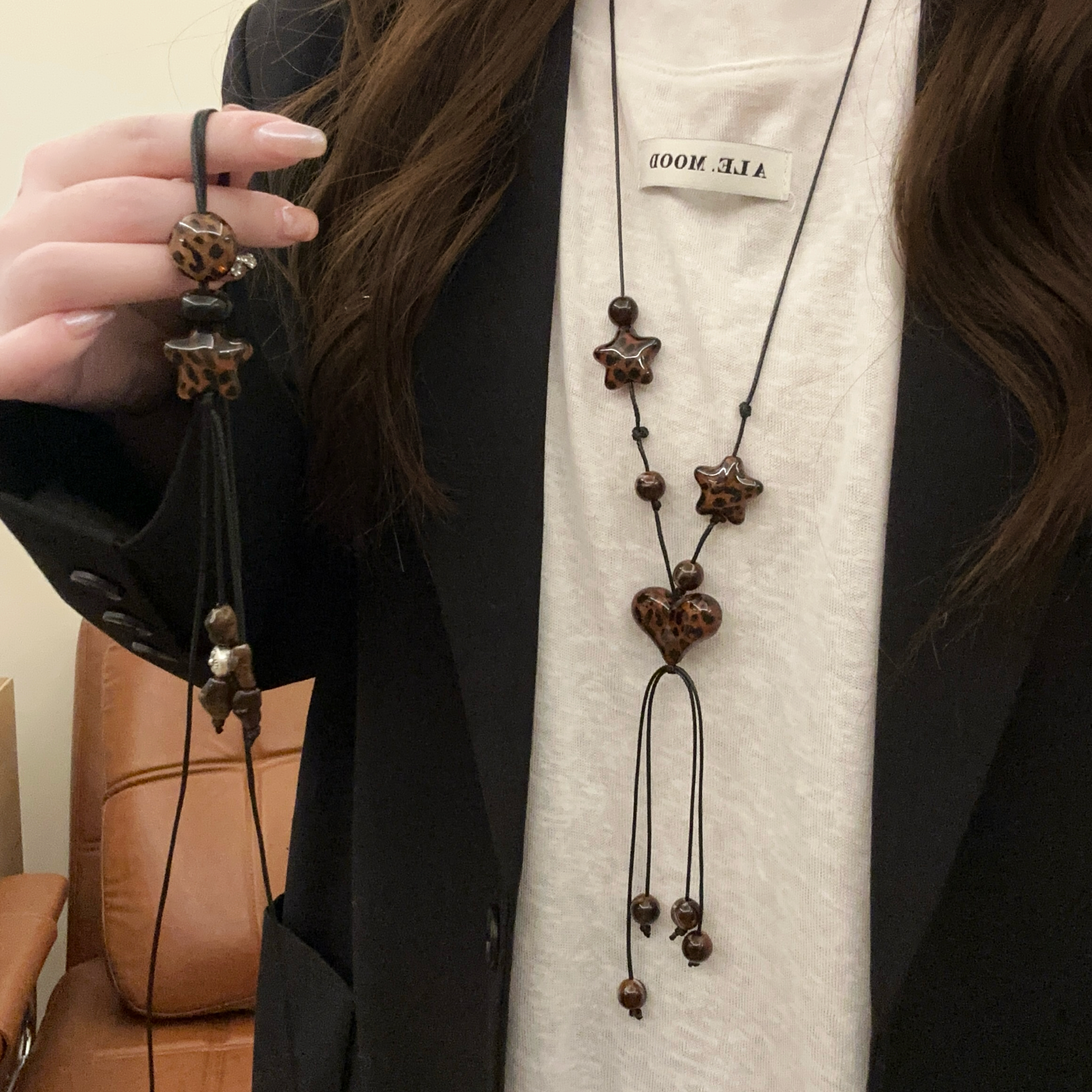 复古美拉德豹纹星星爱心串珠项链女小众独特百搭毛衣链秋冬卫衣链