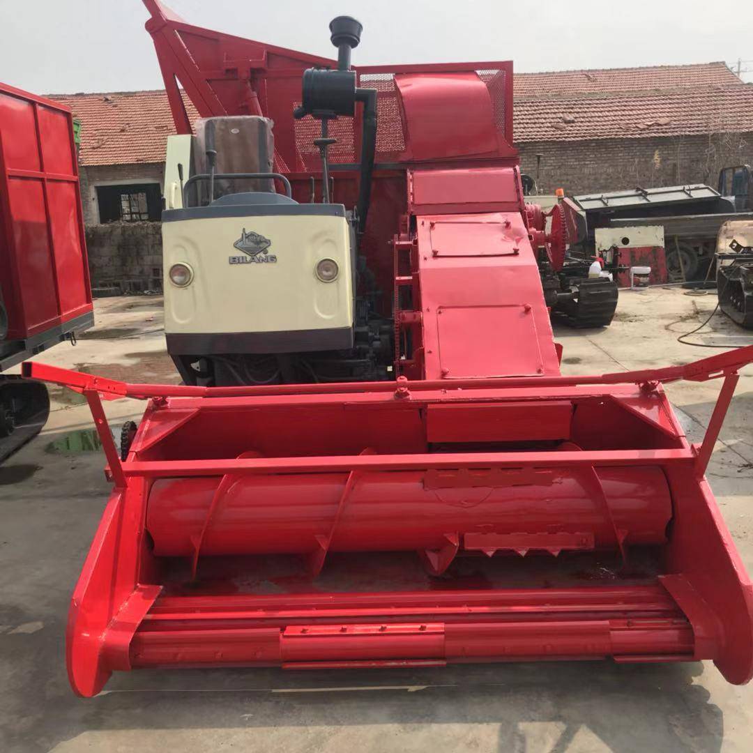 履带地滚刀青储饲料收割机黄储粉碎还田机燕麦草收割粉碎青储机