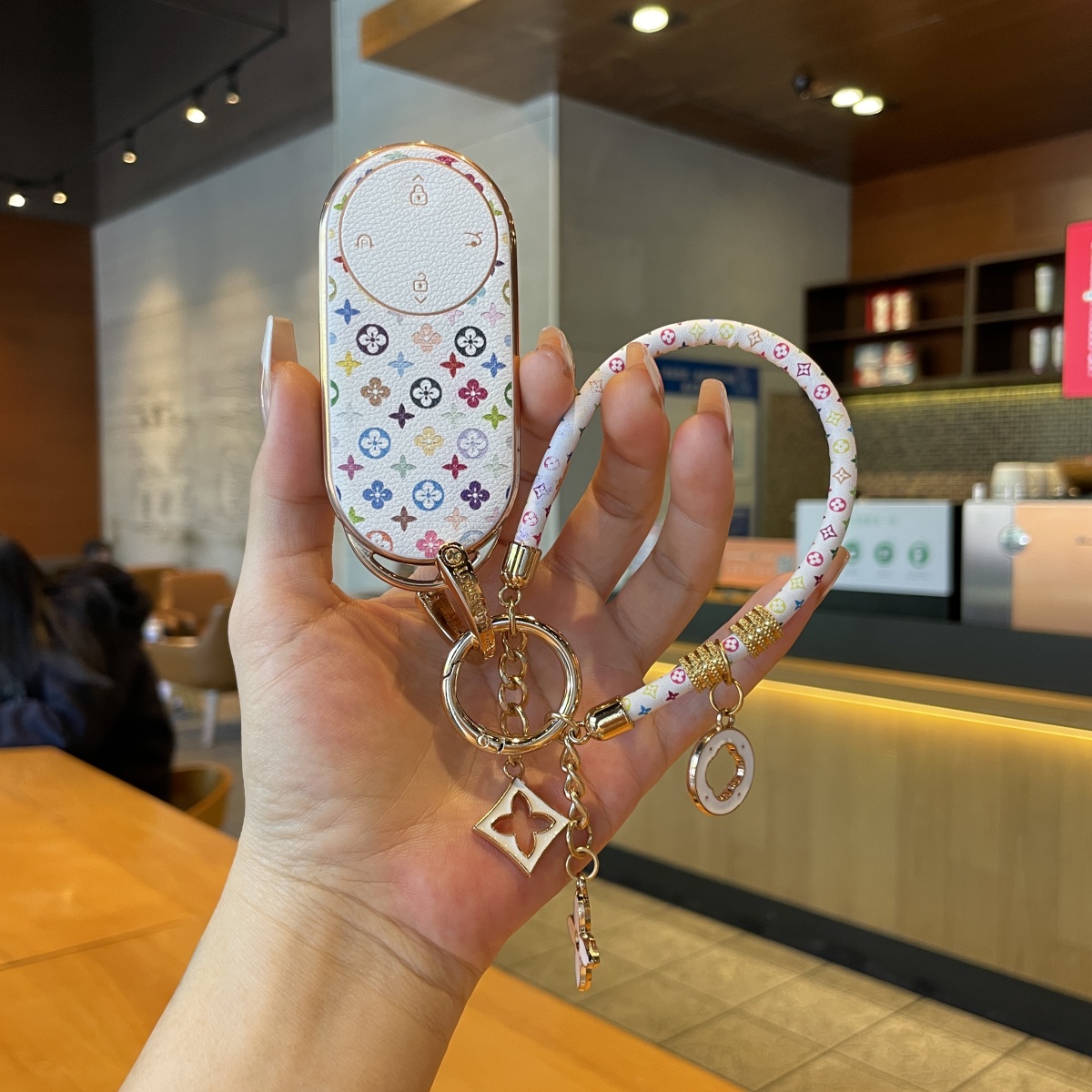 适用问界m9钥匙套2025款华为问界m7新m5卡片ultra配件m8车壳扣包