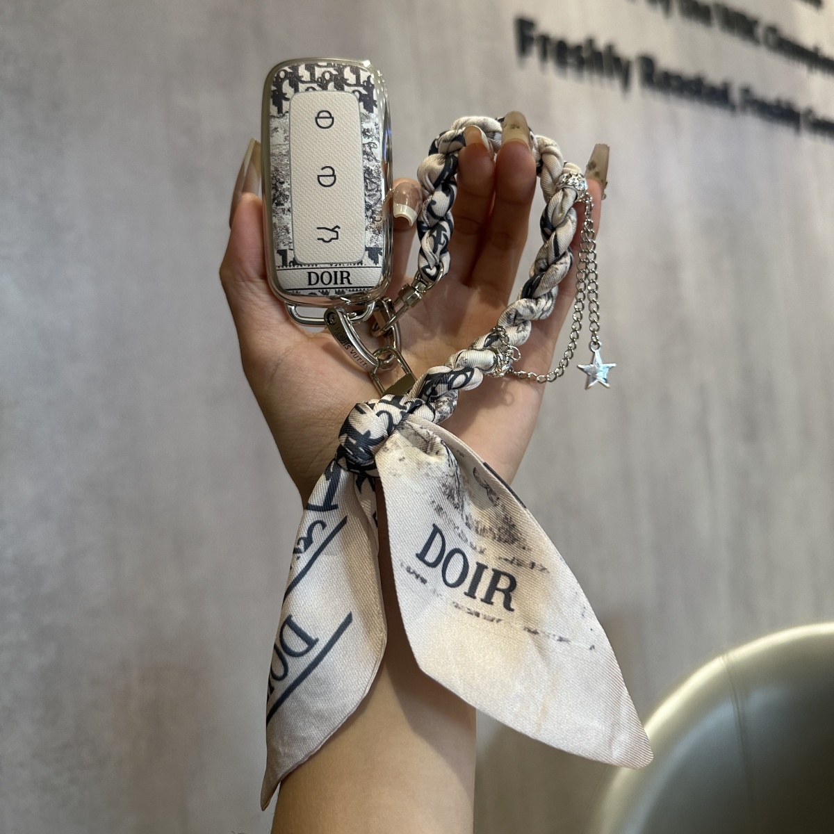 专用吉利银河l7钥匙套2024款MAX星舰7EMi新L6包E8汽车E5壳扣男女