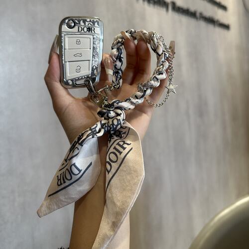 适用于大众钥匙套迈腾帕萨特CC速腾宝来途岳探岳朗逸车途观L扣壳