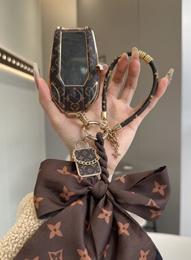 适用宝马液晶钥匙套7系730li/740li/X3X5X7扣5系530LE/6系高档壳