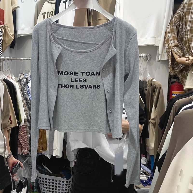 2023秋款圆领长袖排扣修身开衫T恤斜杆打底吊带背心时尚两件套女,女装/女士精品,时尚套装,淘宝优惠券,粉丝福利购,淘宝优惠卷