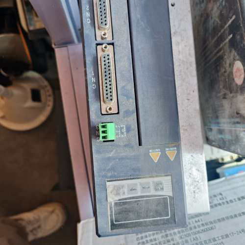 日鼎伺服驱动器DHE3210-VTR10A单三相220V议价