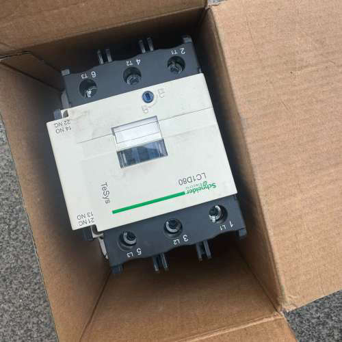 交流接触器LC1D80F7C 电压110V议价