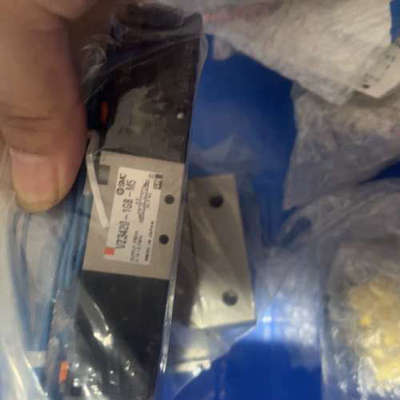 SMC电磁阀VZ3420-1GB-M5  6个议价