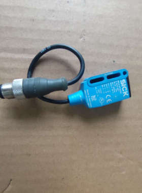 西克WL9-3P3432光电传感器1049067议价