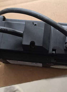 英威腾200瓦伺服一套！驱动器型号SVDA200-0R2-2议价