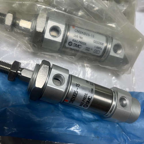 SMC气缸CM2KB25-15   轴六角的   库议价