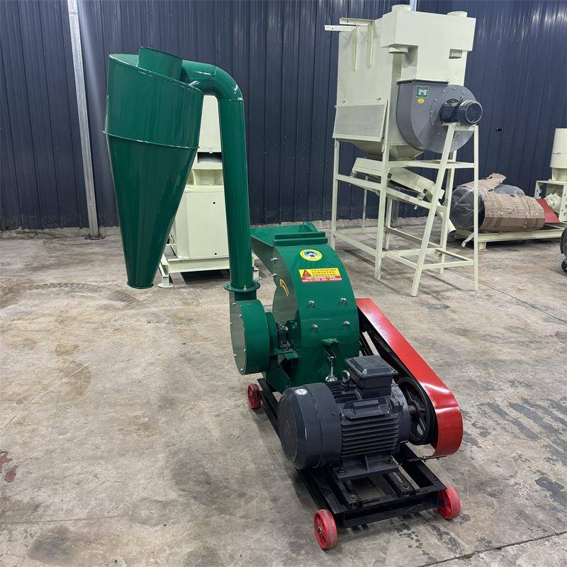 家用五谷杂粮粉碎机农作物秸秆破碎机柴油款玉米芯磨粉机