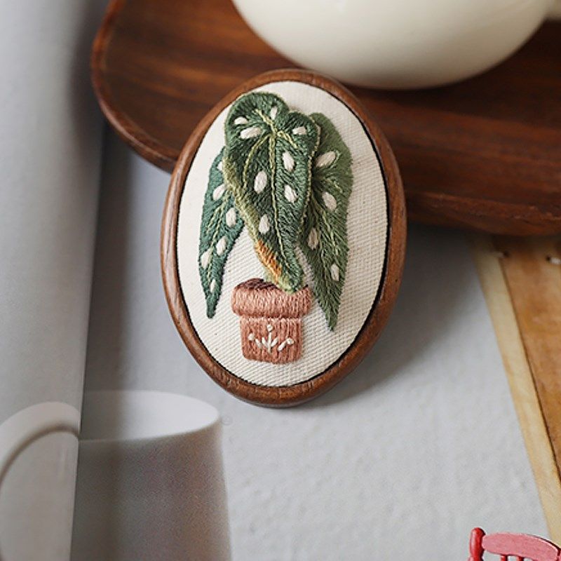 花暖斑点鳟鱼秋海棠手工DIY刺绣材料包胸针出风口夹木相框热绿植,特色手工艺,刺绣,淘宝优惠券,粉丝福利购,淘宝优惠卷