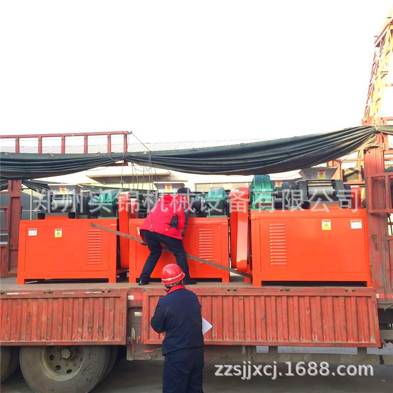 煤粉对辊挤压造粒机实验小型复合肥制造颗粒机硫铵尿素挤压制粒机