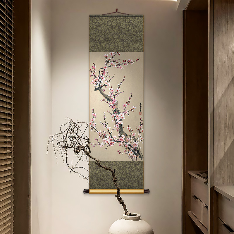 董寿平红梅图新中式丝绸卷轴挂画书房客厅梅花装饰画玄关过道壁画图片