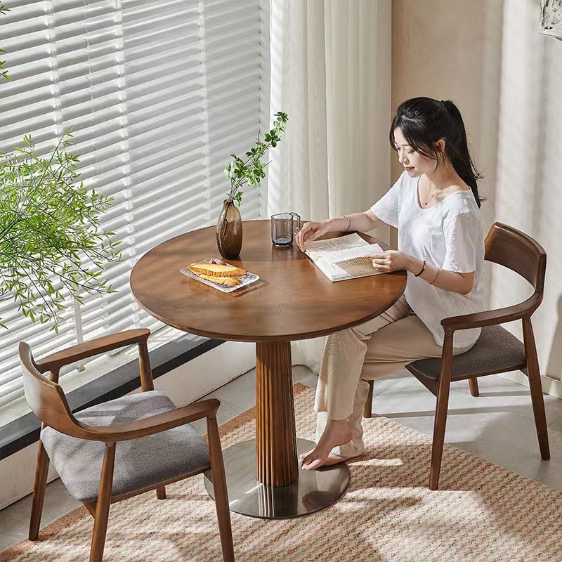 简约实木小户型洽谈桌椅圆桌子组合阳台餐桌椅商用民宿餐厅咖啡厅
