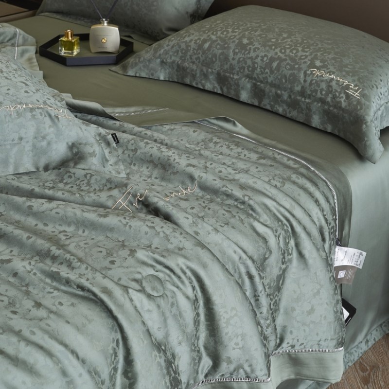 奢华豹纹提花素色夏被100S兰精天丝夏凉被空调被丝滑凉感夏天薄被