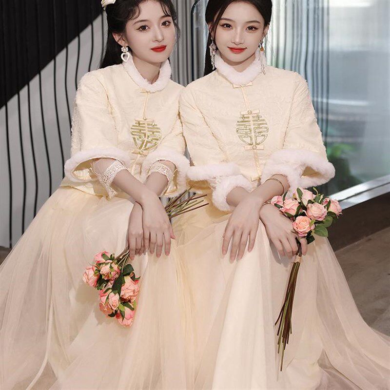 2024新款冬季加厚加绒新中式伴娘礼服平时可穿香槟色显瘦姐妹团