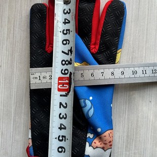 儿童手套冬加绒保暖防滑骑车学生打球单杠轮滑薄绒轻便春秋户外用