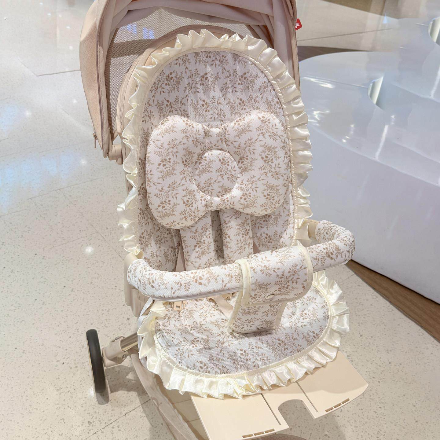 婴儿车凉席通用夏季宝宝坐垫通风透气遛娃神器安全座椅专用凉垫