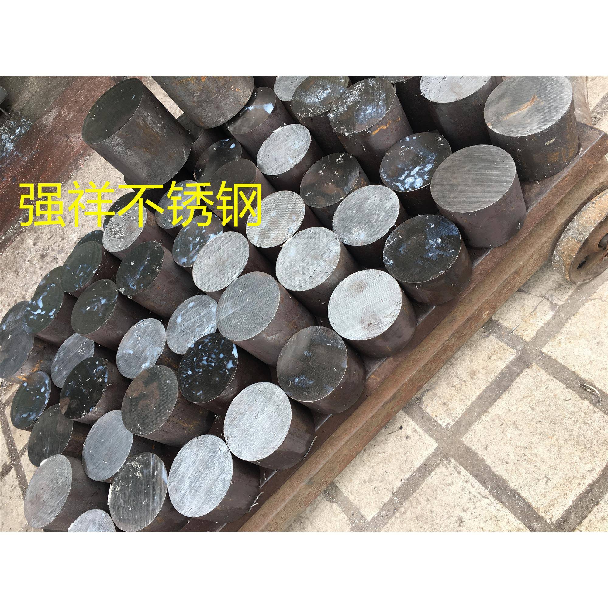 304不锈钢棒料 316L不锈钢圆棒 实心棒毛圆 黑皮棒棒材圆柱