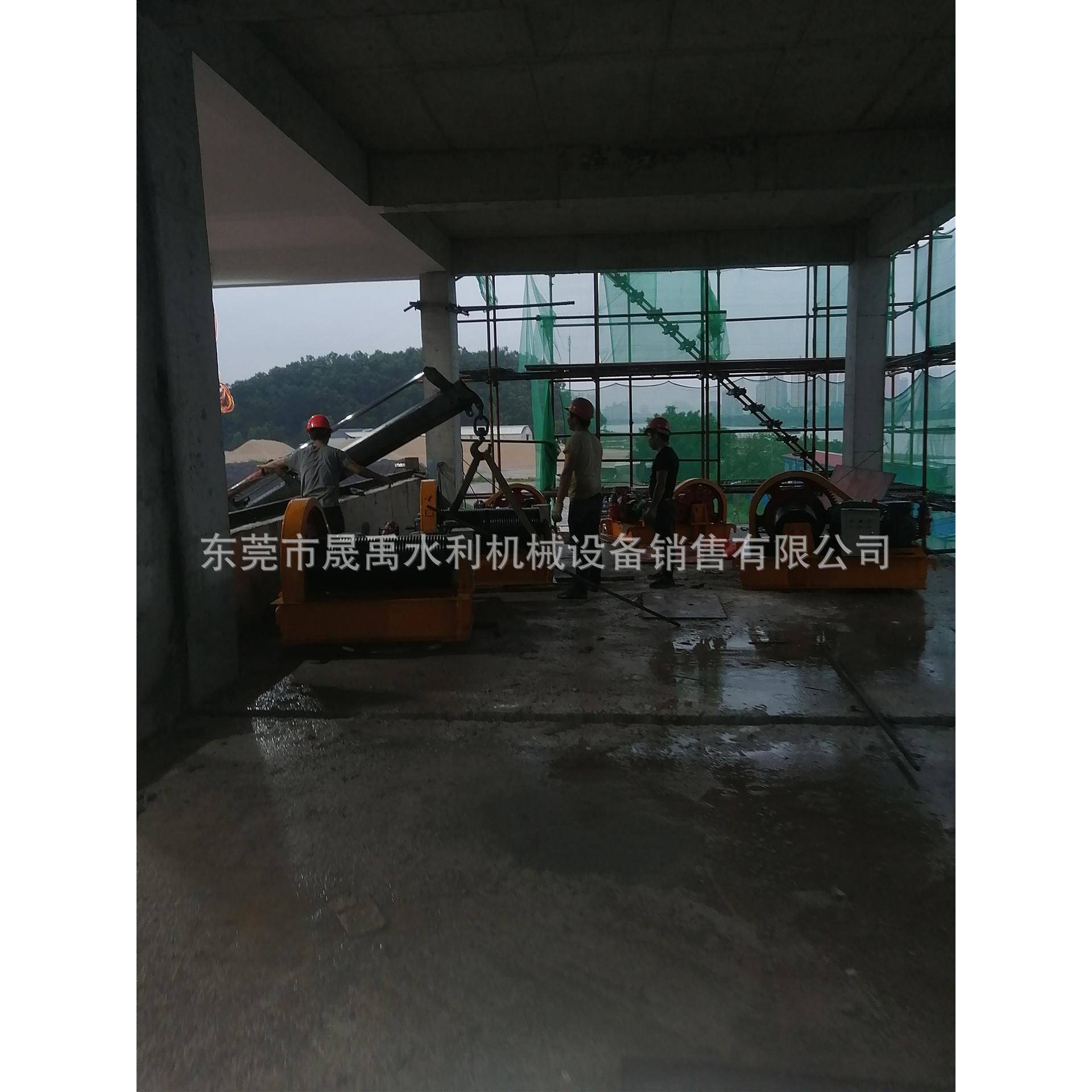 广州市南沙区万顷沙水闸泵站工程卷扬启闭机制作安装55555.00/台