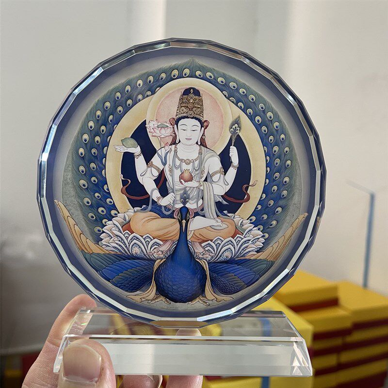 结缘孔雀明王佛母画像晶工艺品摆设可搭配发光座