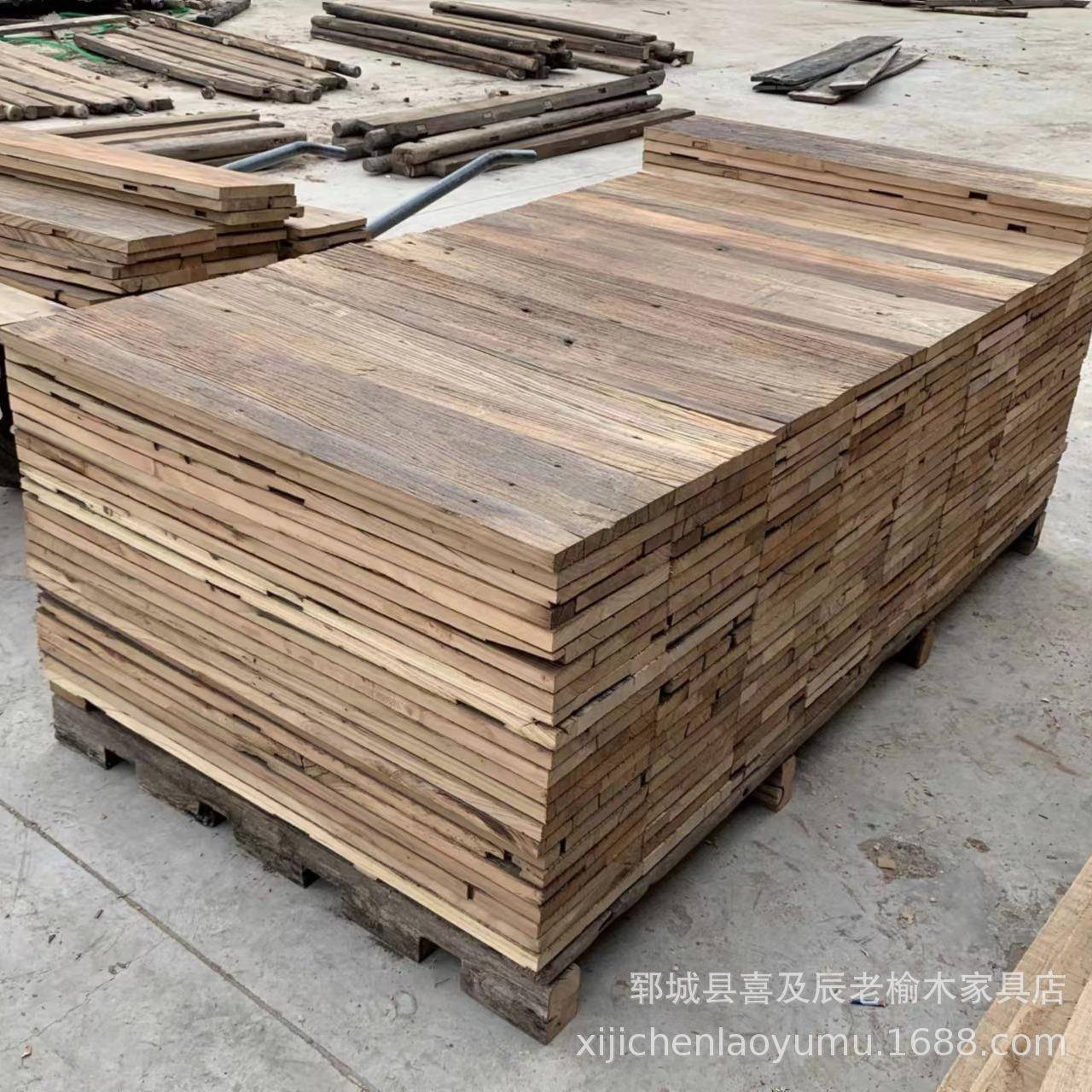 老榆木房梁拼接板民宿装饰木板榆木飘窗护板护墙板风化旧木板