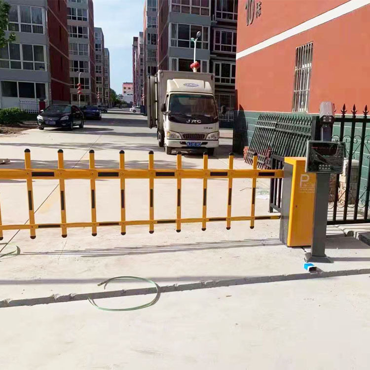 栅栏式道闸小区车辆系统识别道闸停车场自动升降杆车牌识别一体