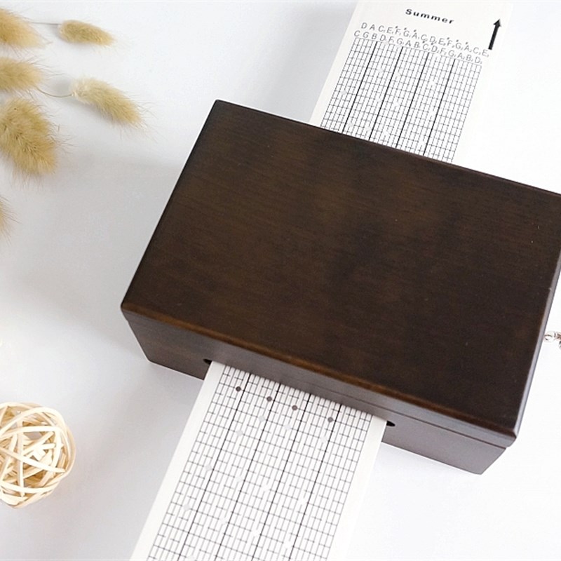 定制15/30音手摇纸带音乐盒木质diy八音盒创意送男女友女生日礼物