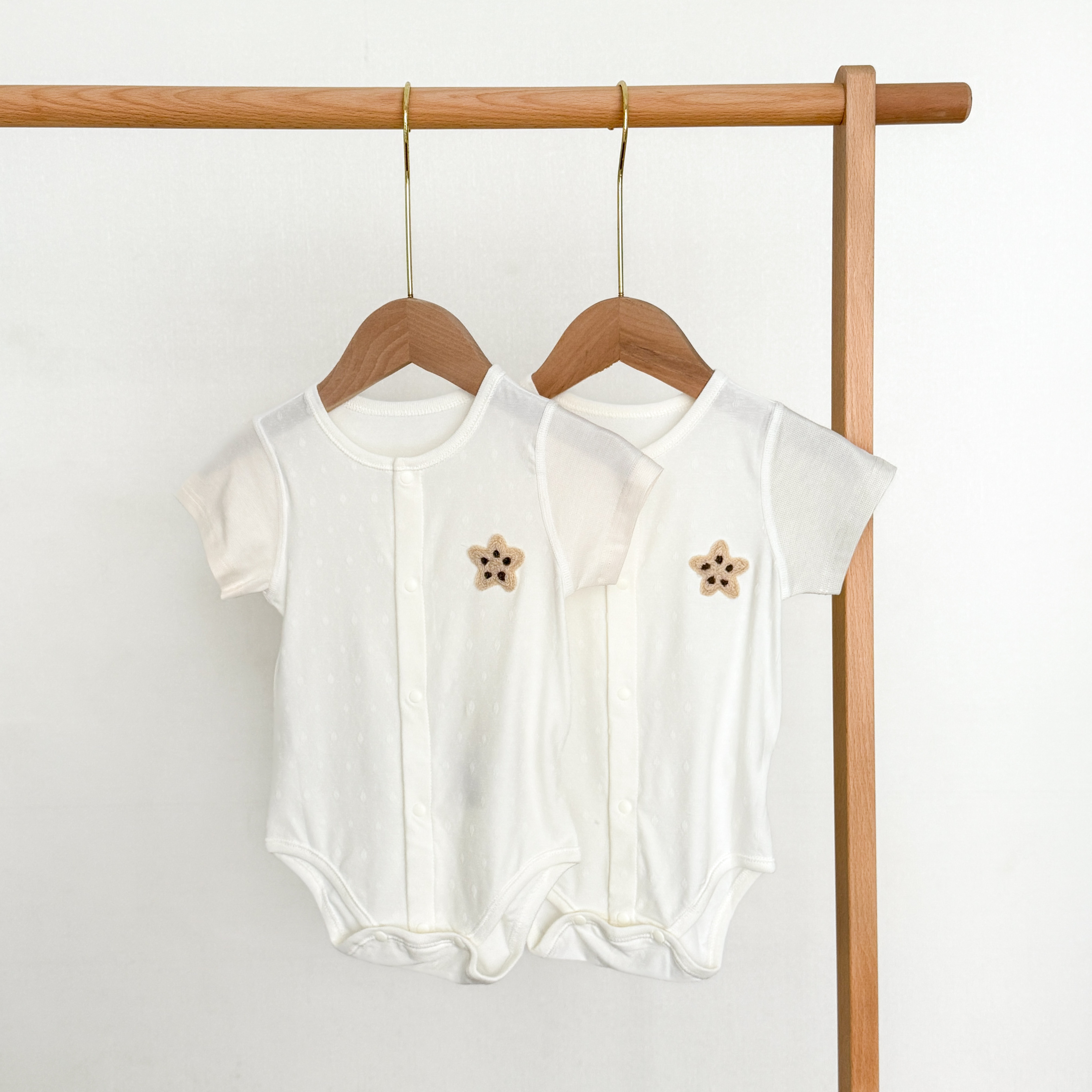 新生儿三角爬服连体衣透气无骨