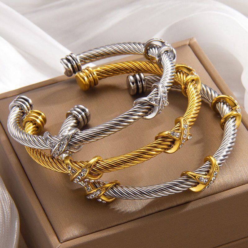 欧美ins风钛钢手镯X开口个性轻奢麻花手环简约百搭镶钻可调节手链