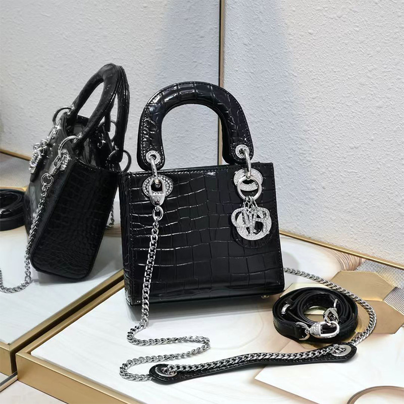 芬琳卡娜真皮镶钻鳄鱼纹漆皮戴妃包女手提斜挎小方链条宽肩单肩包