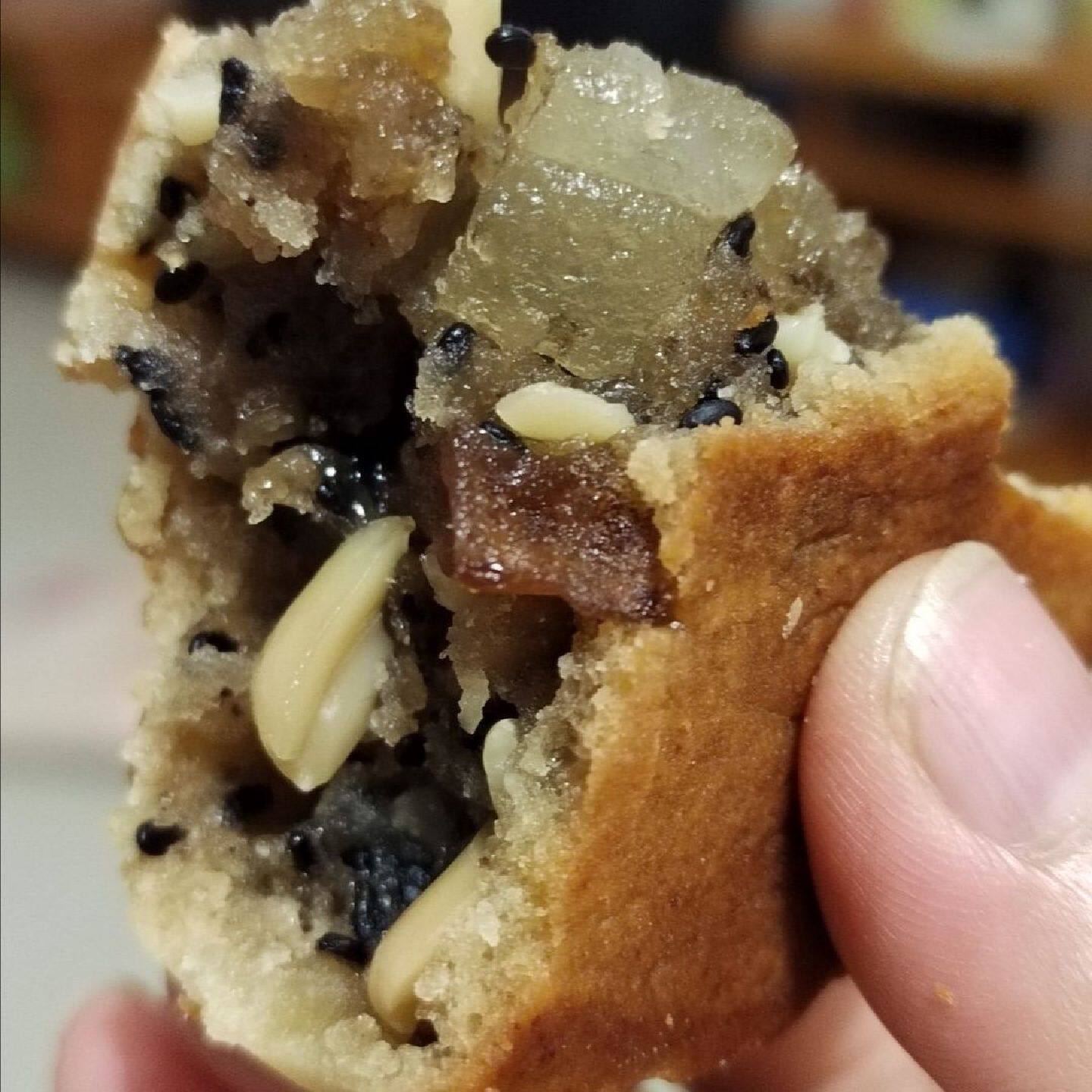 新鲜生产正宗广西月饼老式传统什锦甜肉五仁叉烧中秋月饼散装即食