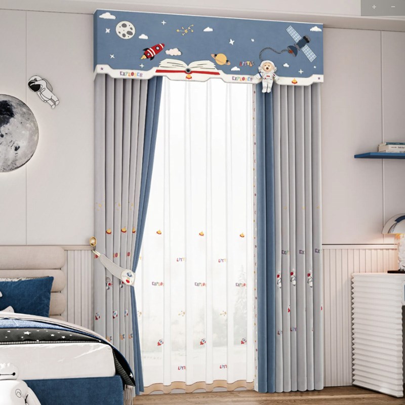 男孩儿童房新款绣花宇航员卧室雪尼尔蓝色全遮光幔头窗帘贝塔玩具