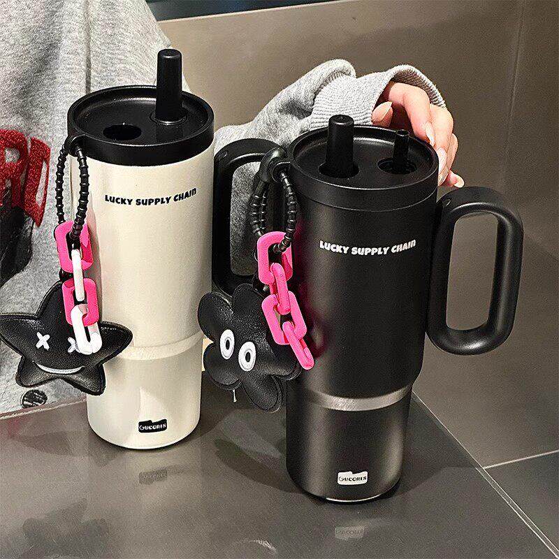 德国大容量吨吨桶2025新款高颜值保温冰霸杯女生随行吸管杯带把手