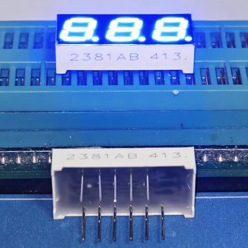 直供028英寸3位高亮蓝色LED2381