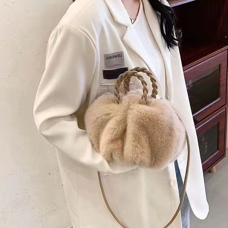 淡雅新款女士云朵包柔软秋冬款手提包毛绒包抽绳单肩毛绒南瓜包包