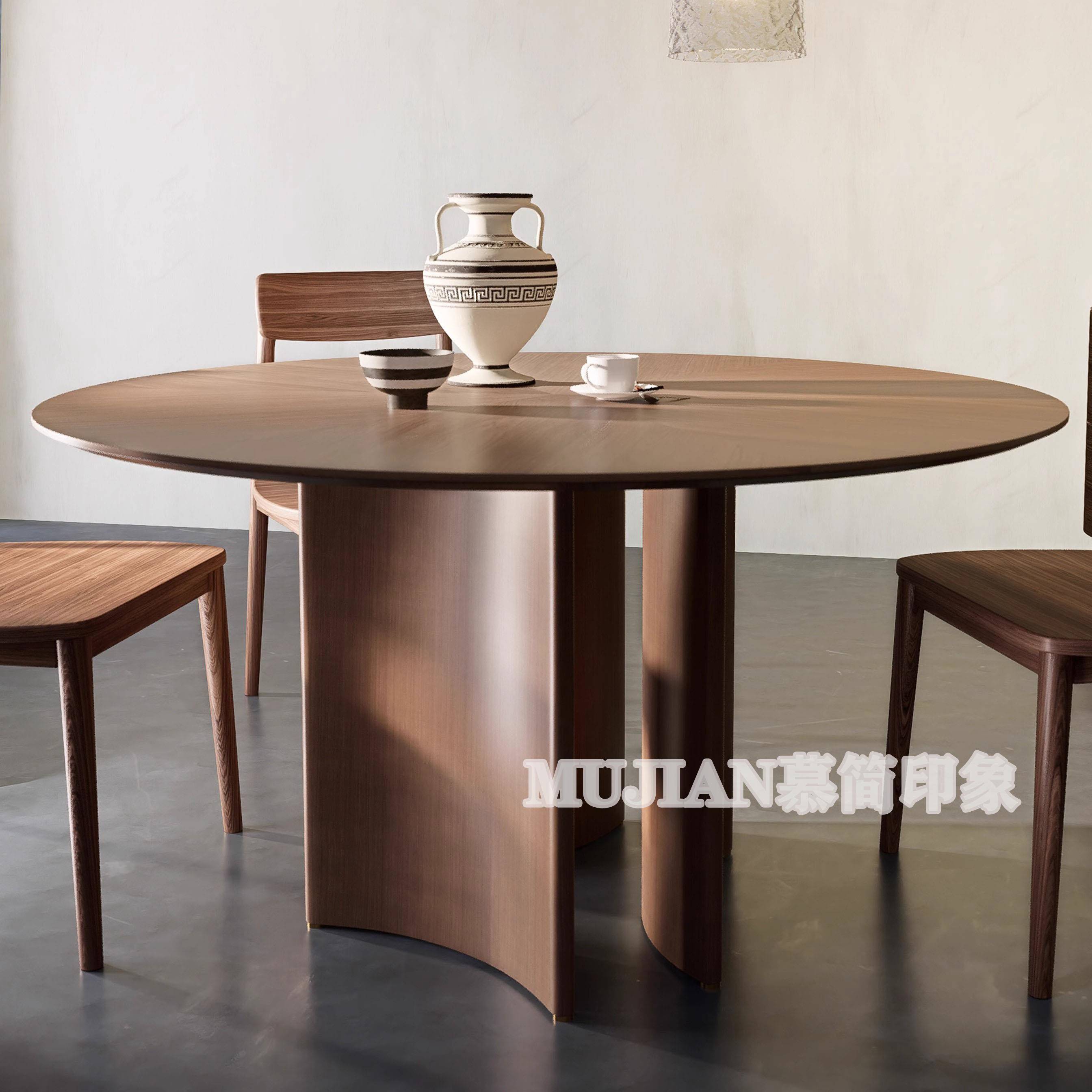 月半圆餐桌北美黑胡桃木侘寂风圆形餐桌椅意式极简餐厅中古圆桌