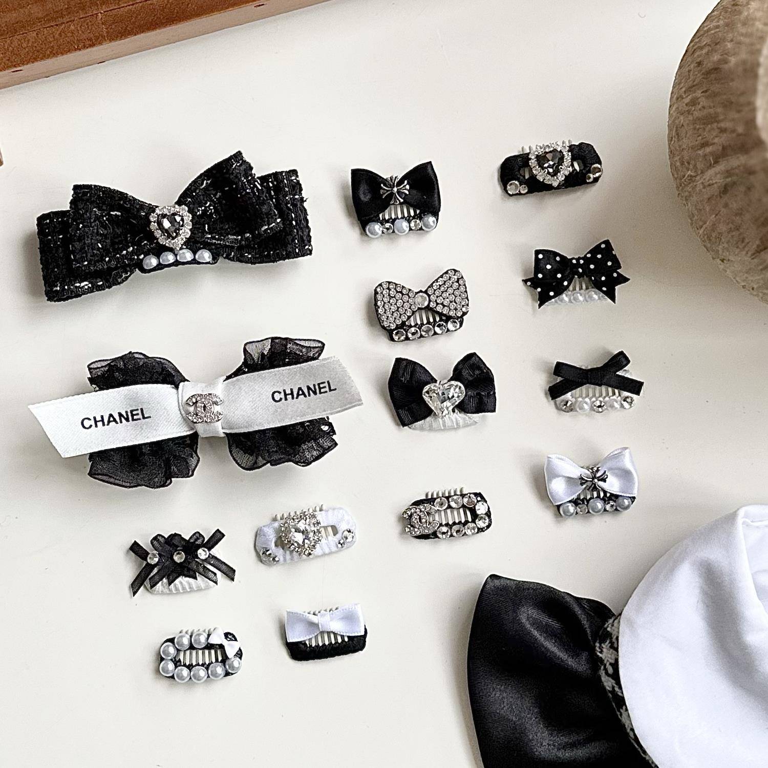 约克夏发夹头饰宠物bb夹碎发发卡马尔济斯鼻梁夹狗狗小夹子小香风