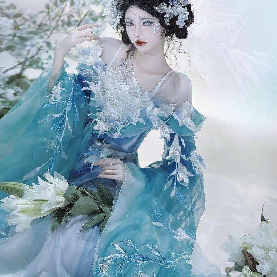 蓝白百合神女汉服女改良大袖衫全汉服套装