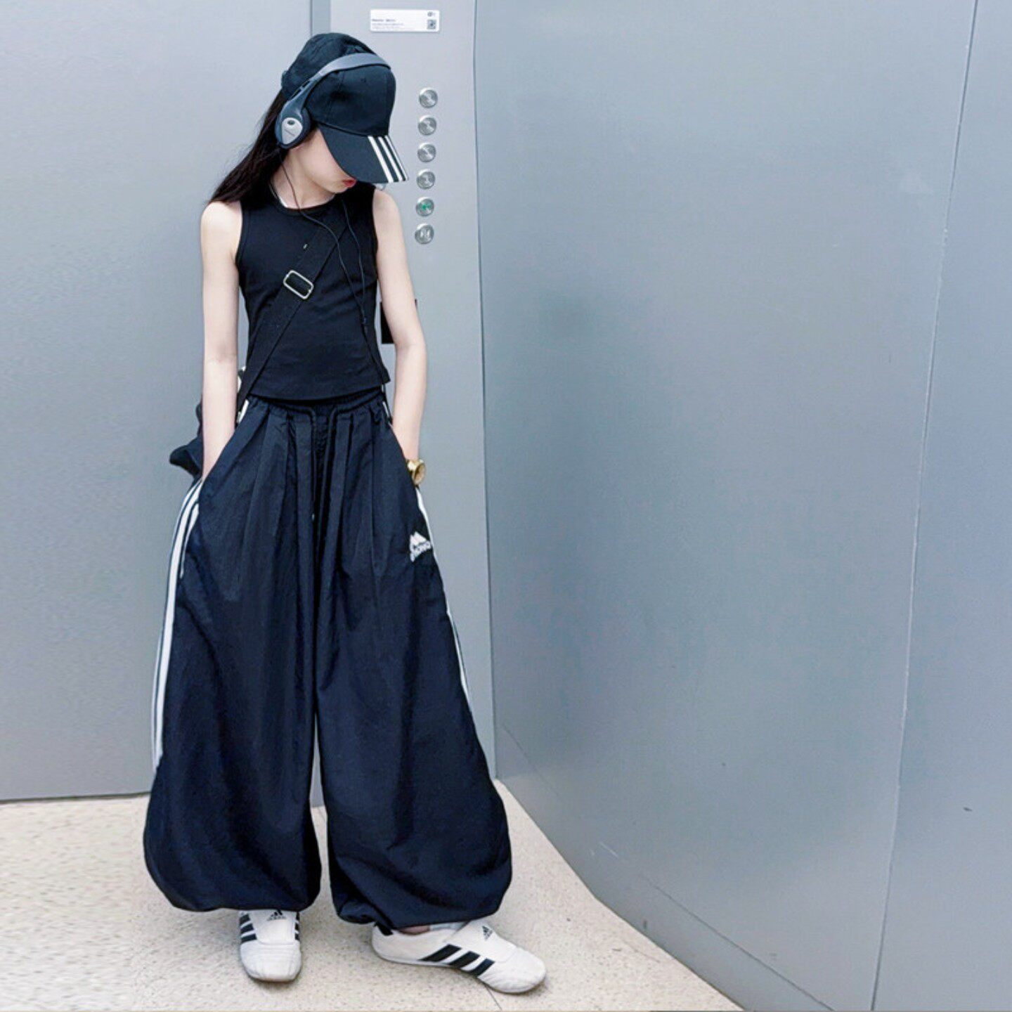 女童2026夏季新款休闲运动套装背心工装阔腿裤街舞爵士舞两件套潮