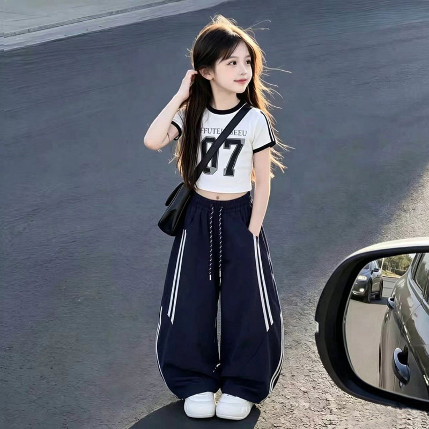 爵士舞服装女中大童街舞套装夏季短袖弯刀裤儿童kpop舞蹈练功表演