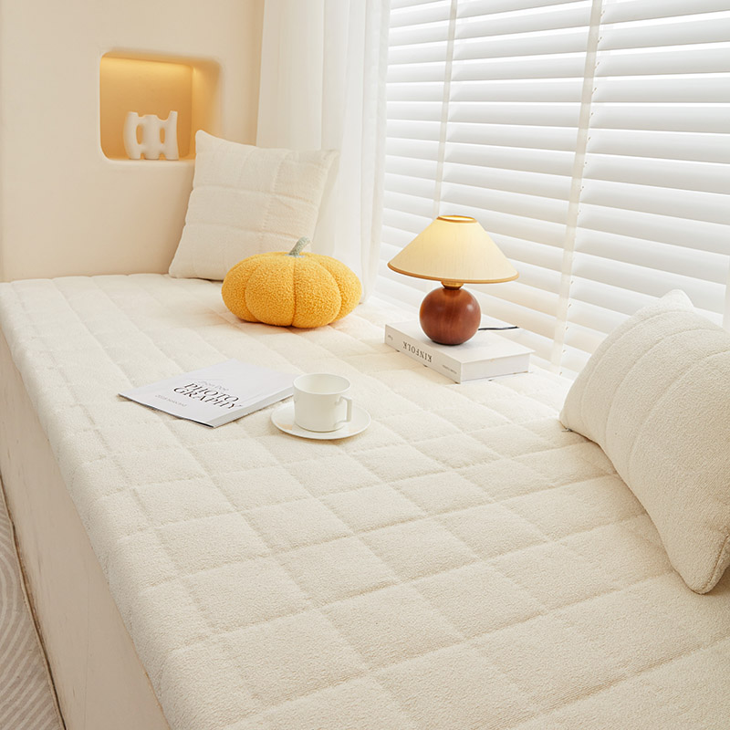 奶油风防水泰迪绒飘窗垫窗台垫加厚四季款可拆洗海绵阳台垫子定制