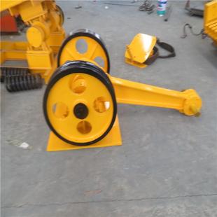 山西推拉筛摇臂筛头型号全 矿用平面往复筛 拖筛机头