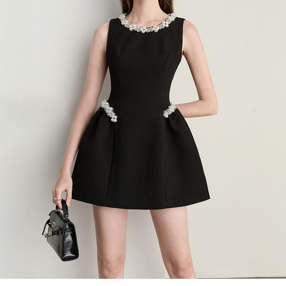 2026春夏季新款黑色圆领礼服裙女腰部珍珠织带时尚短款裙子2218