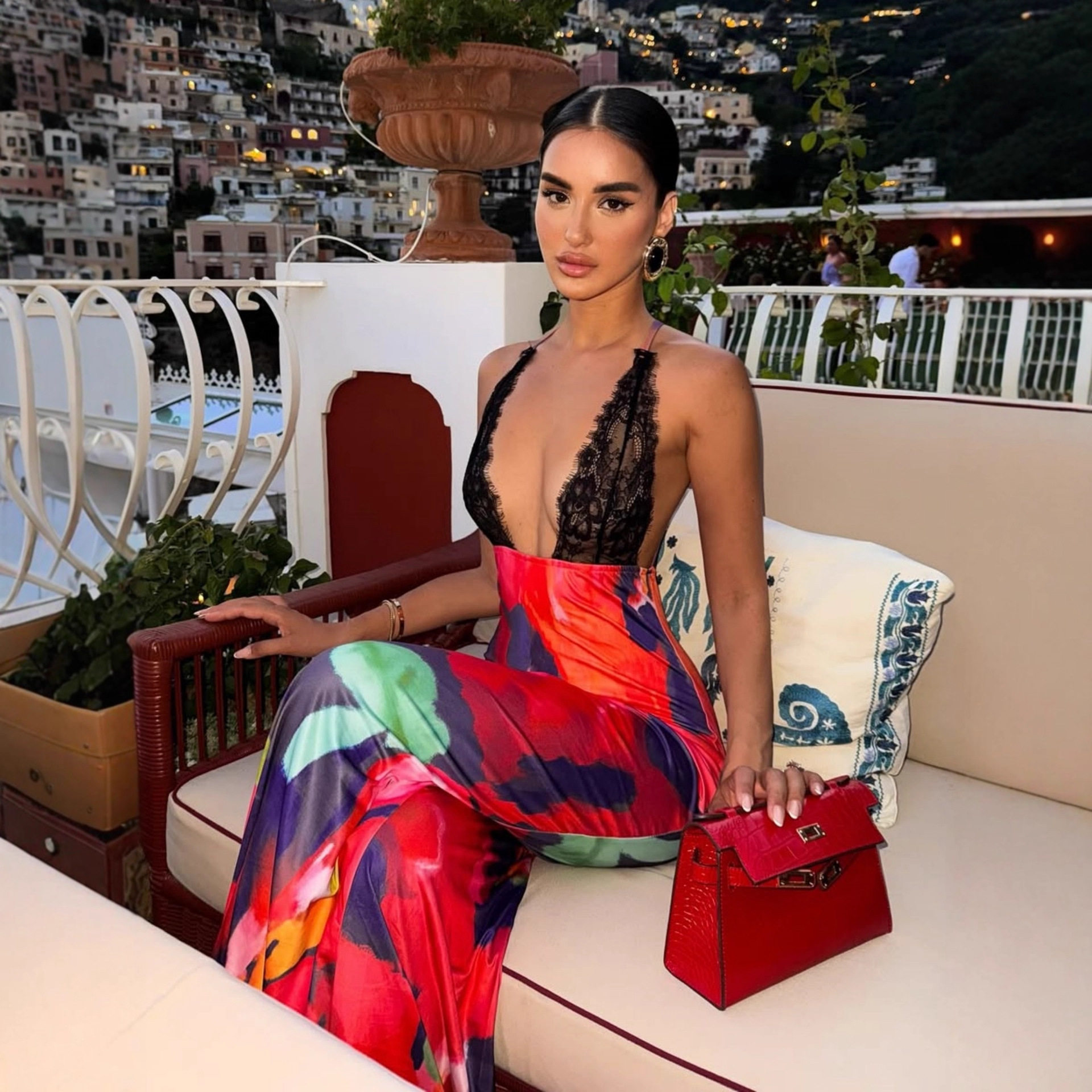 欧美风2025夏季新款女装时尚蕾丝花边吊带性感露背修身印花连衣裙