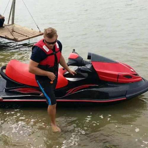 高速水上摩托车摩托艇水上摩托车 大排量水上摩托艇 水上娱乐设备